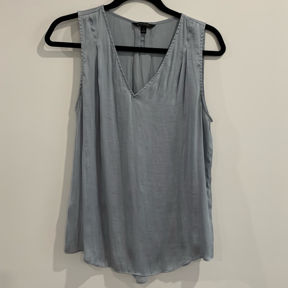 Banana Republic Blue Silky Sleeveless Blouse M